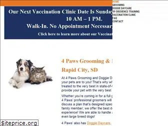 4pawsgroominganddaycare.com