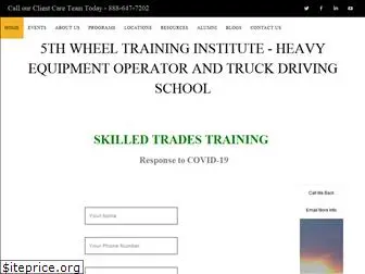 5thwheeltraining.com