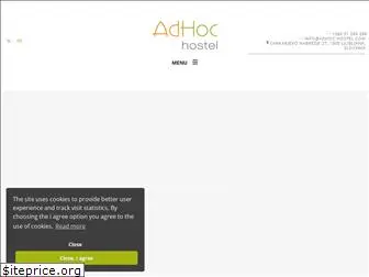 adhoc-hostel.com