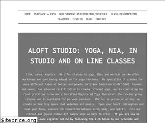 aloft-yoga.com