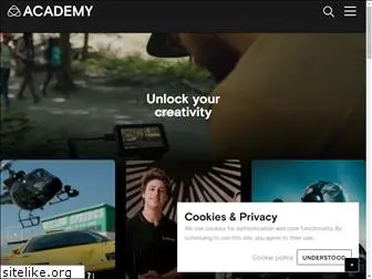 atomosacademy.com