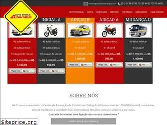 autoescolatriangulo.com