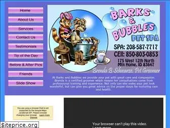 barksandbubblespetspa.com