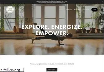 centrelunayoga.com