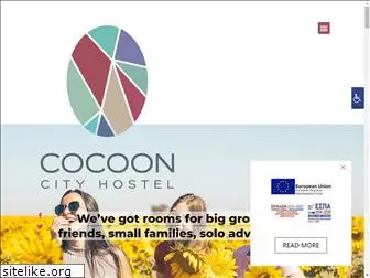 cocooncityhostel.com