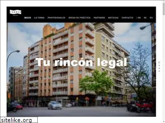 cornerabogados.com