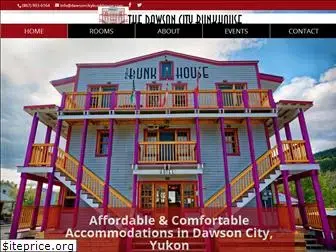 dawsoncitybunkhouse.com