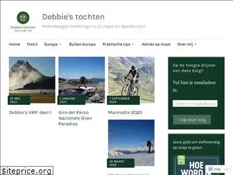 debbiestochten.com