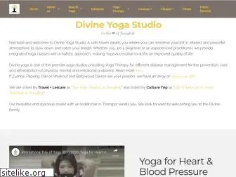 divine-yoga.com