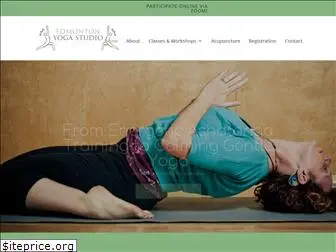 edmontonyogastudio.com