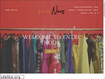 entrenousshowroom.com