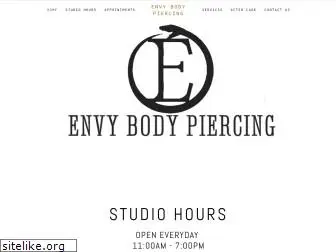 envybodypiercing.com