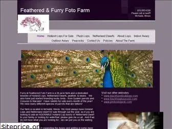 featheredandfurryfotofarm.com