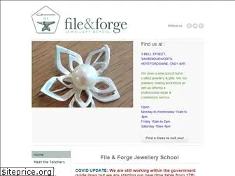fileandforgejewelleryschool.co.uk