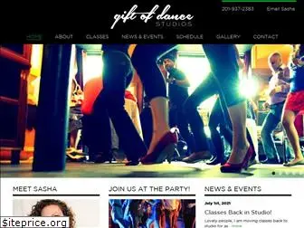 giftofdancestudios.com