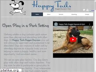 happytailsdoggie.com