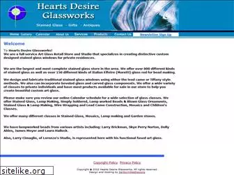 heartsdesirestainedglass.com