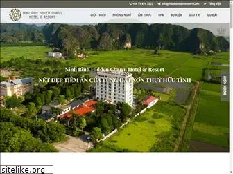 hiddencharmresort.com