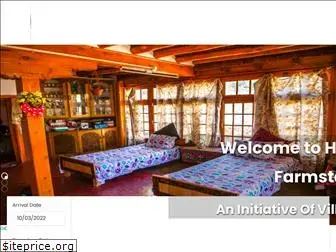 himalayanfarmstays.com