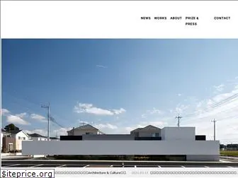 hiraoka-architects.com