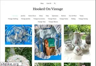 hookedonvintage.com