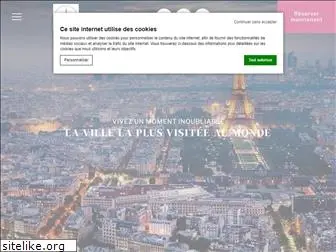hotel-royalphare-paris.com