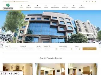 hotelcrownplaza.com