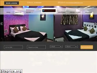 hotelplanetplaza.com