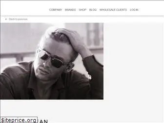 jamesdeaneyewear.com