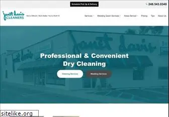 janetdaviscleaners.com