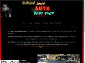 johnniesautobody.com