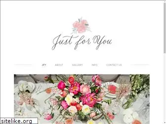 justforyoufloraldesignstudio.com