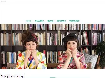 kimonoyatento.com