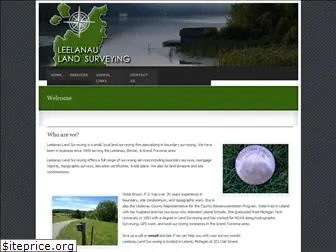 leelanaulandsurveying.com