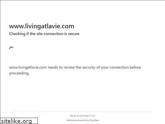 livingatlavie.com