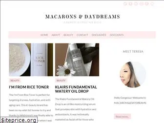 macaronsanddaydreams.com