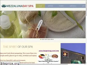 mezzalunadayspa.com