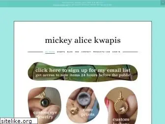 mickeyalicekwapis.com