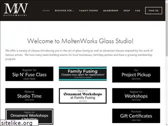 moltenworksglass.com