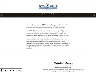 nassaustreetseafood.com