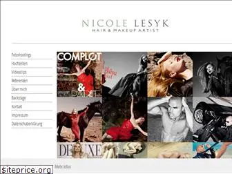 nicolelesyk.com