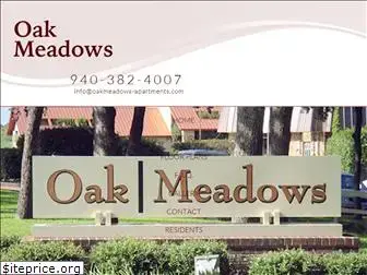 oakmeadows-apartments.com