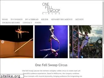 onefellswoopcircus.com