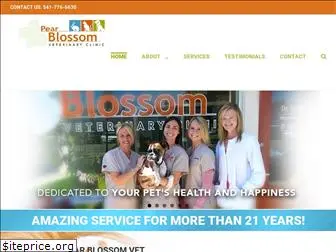 pearblossomvet.com