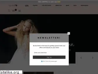 petiteadele.com