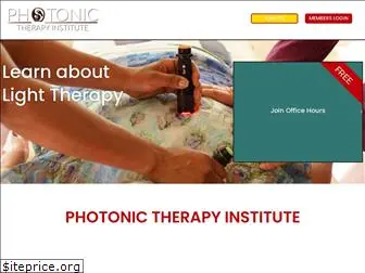 photonictherapyinstitute.com