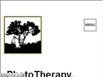 phototherapy-center.com