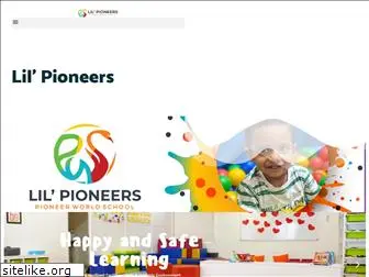 pioneerworldschool.org