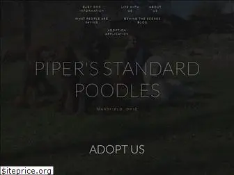 pipersstandardpoodles.com