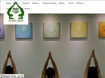 prajna-yoga.com
